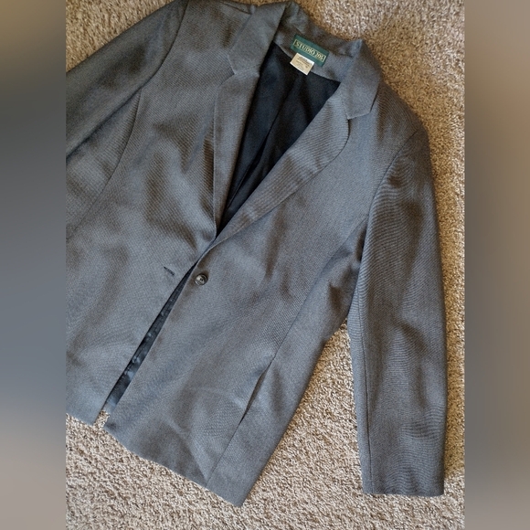 Studio 205 Vintage Blazer and Skirt Set - Picture 5 of 16